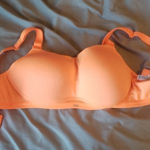 Victoria secret sports bra